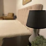 Layla's Free Parking Apartman Szarajevó