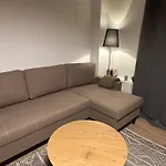 Layla's Free Parking Apartman Szarajevó