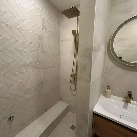 公寓 Layla's Free Parking *