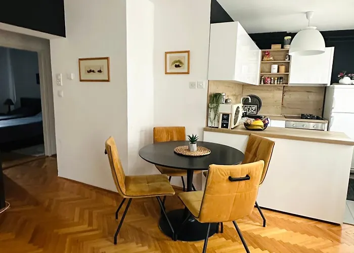 Layla's Free Parking * Sarajevo